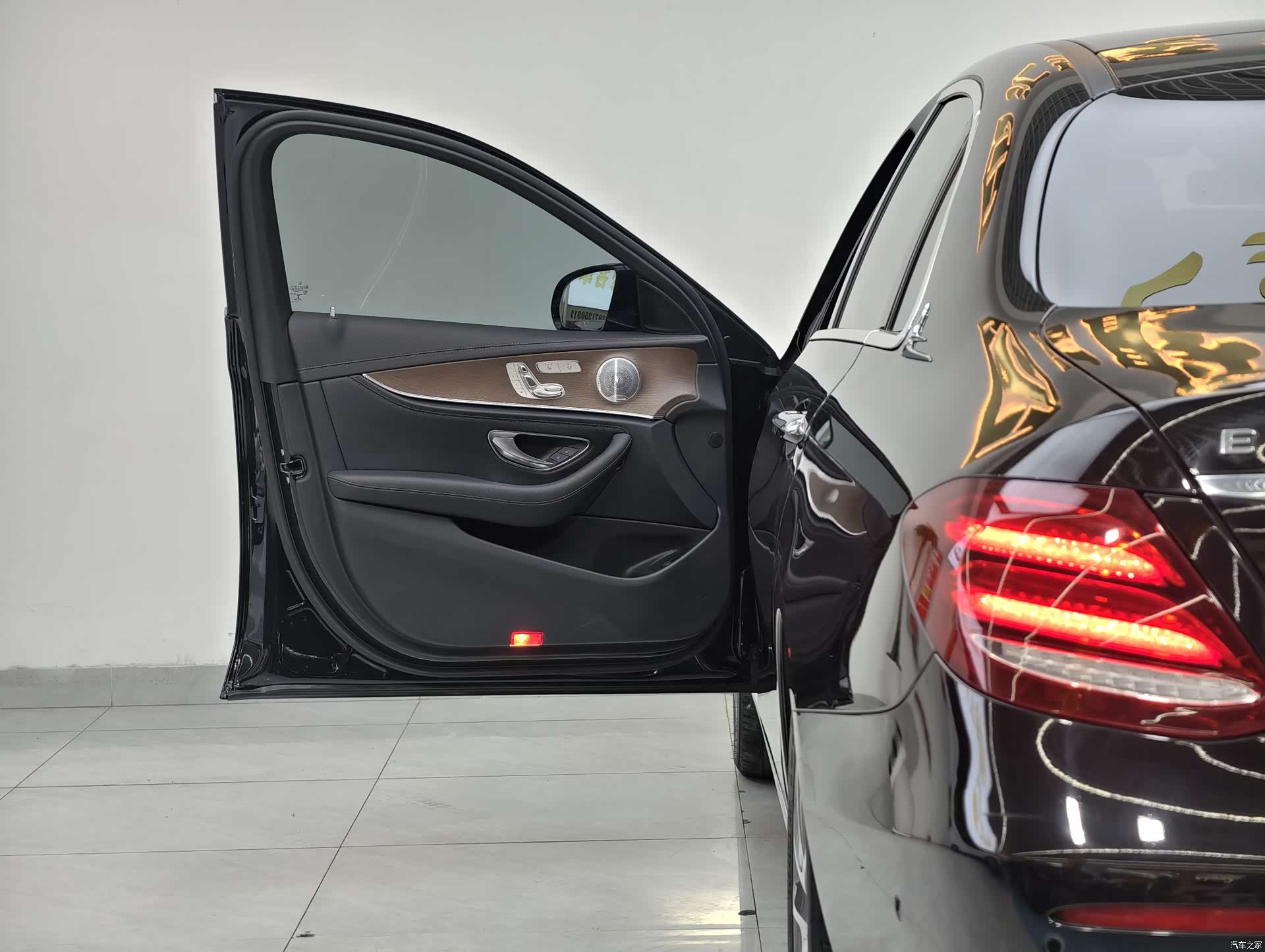 Mercedes-Benz E-Class, 2019 15