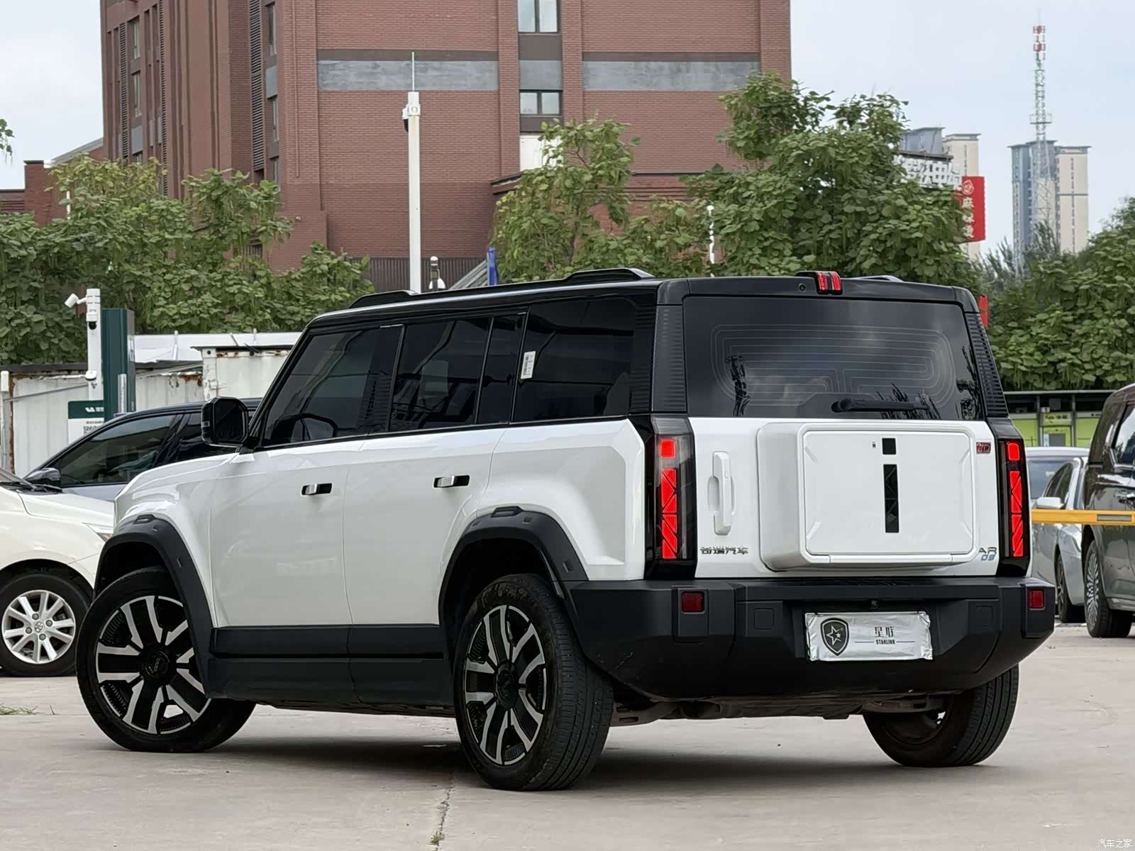 Chery iCAR, 2024 8