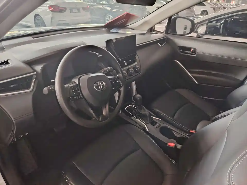 Toyota Corolla Sharp amplifier