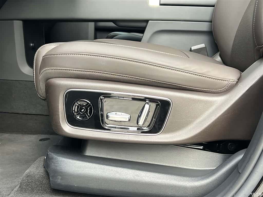 Li Auto L8, 2024 27