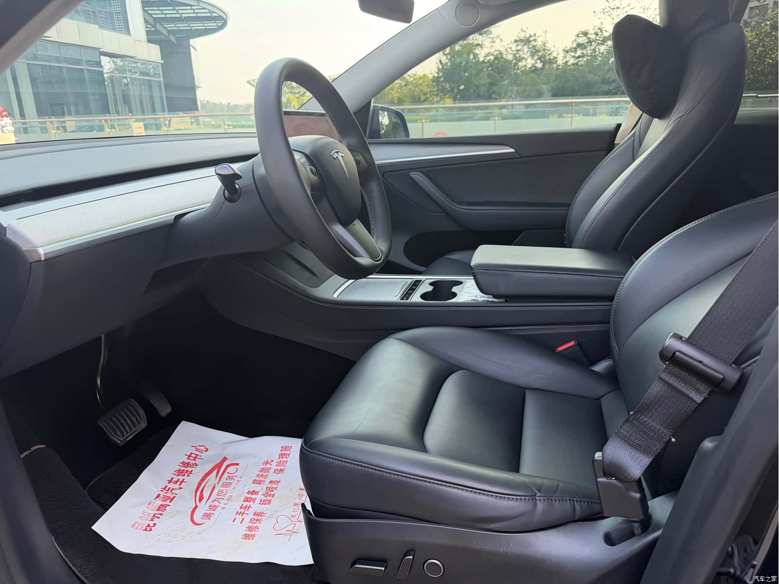 Tesla Model Y, 2023 все фото