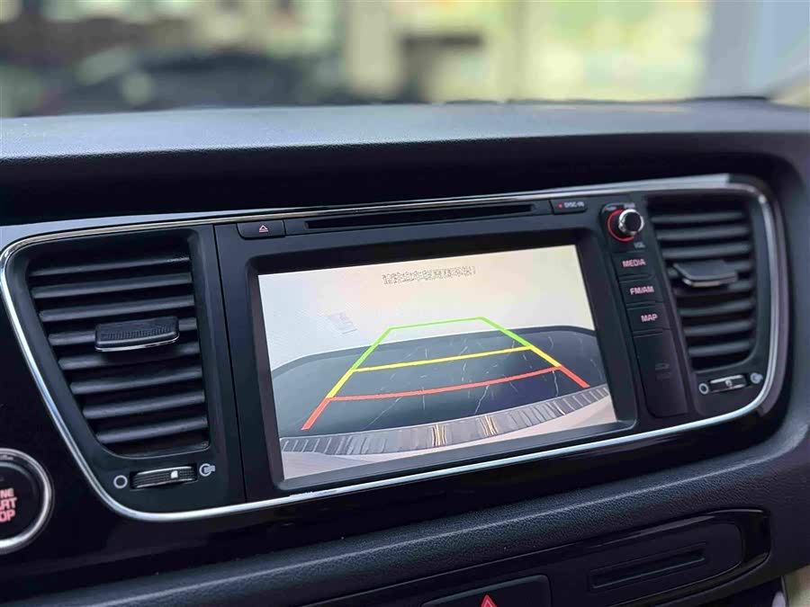 Kia Carnival 2017, фото 10