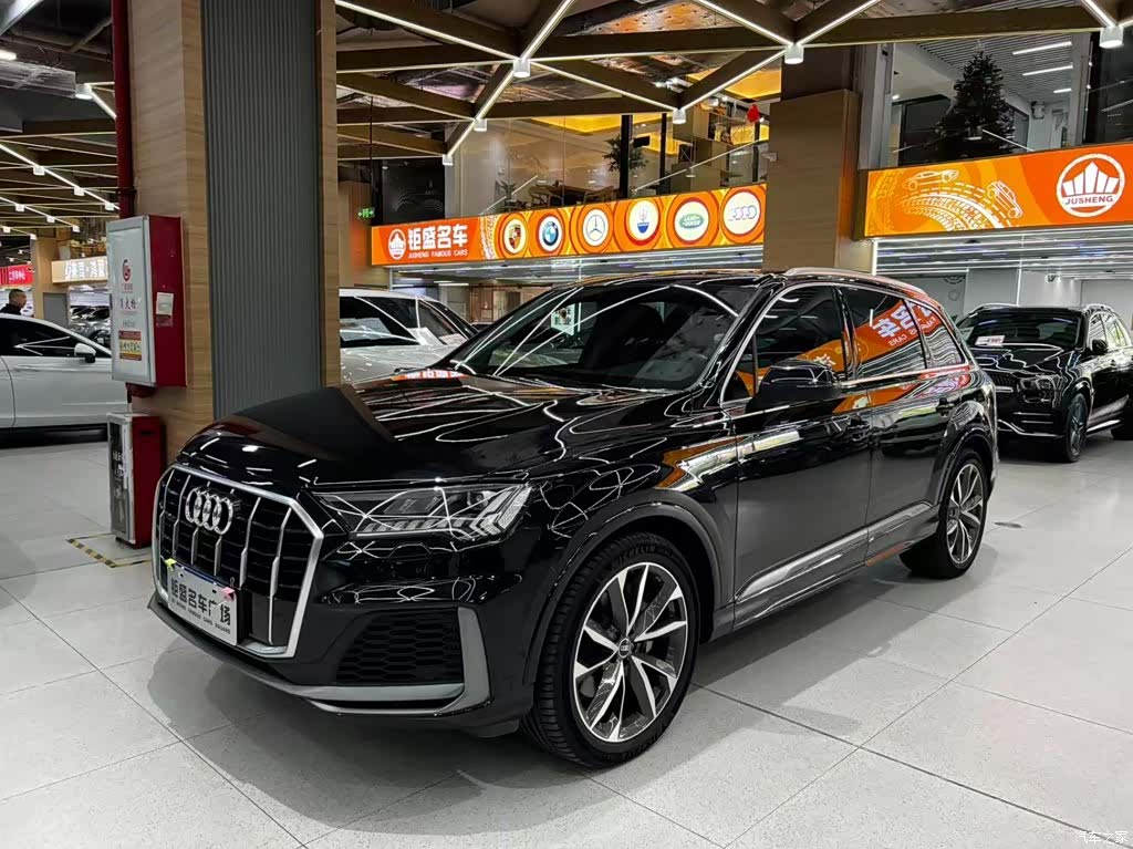 Audi Q7, 2021 1
