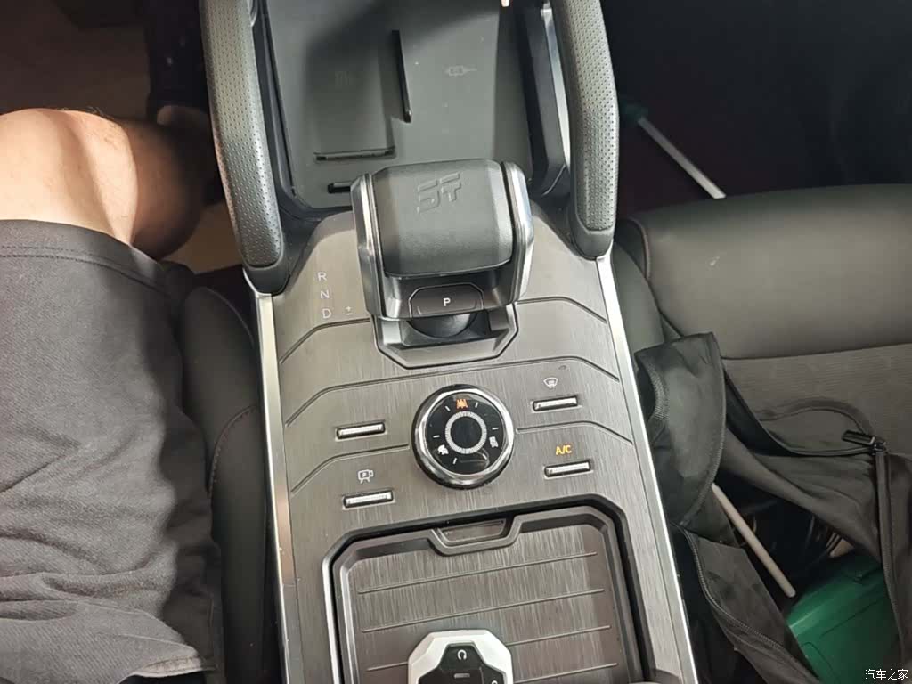 Jetour Traveller, 2023 14