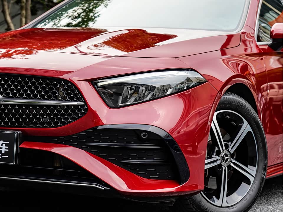 Mercedes-Benz Class A Mercedes-Benz Class A