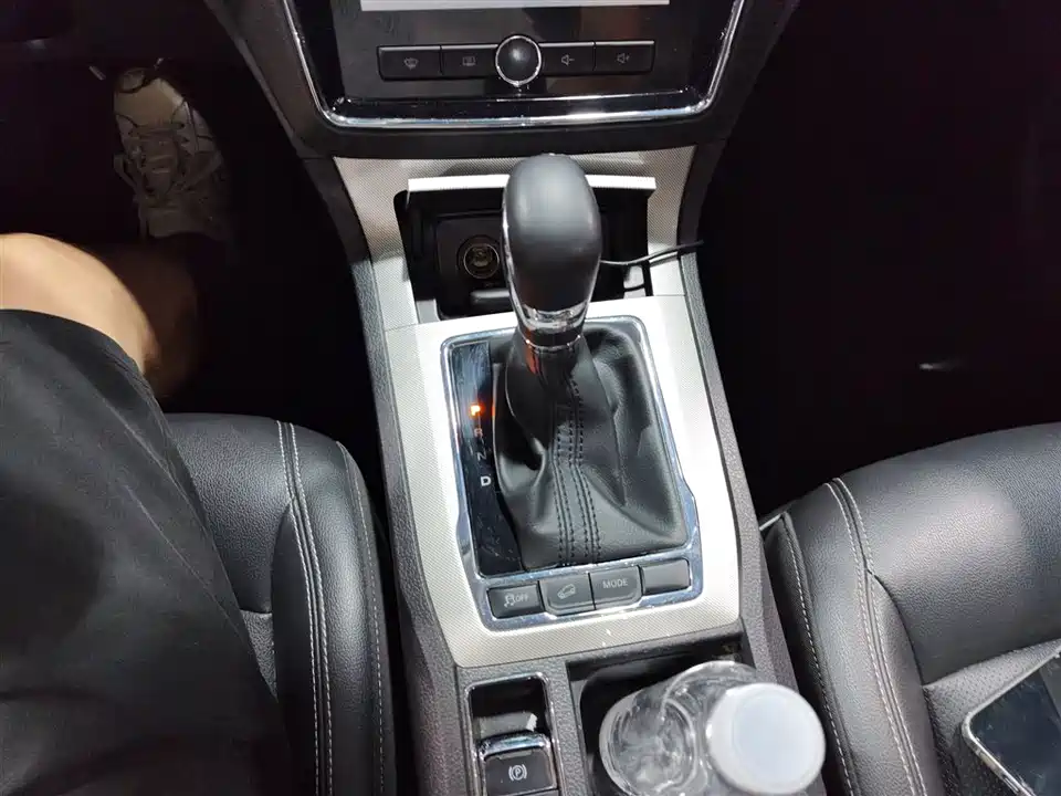 Roewe RX5 New energy