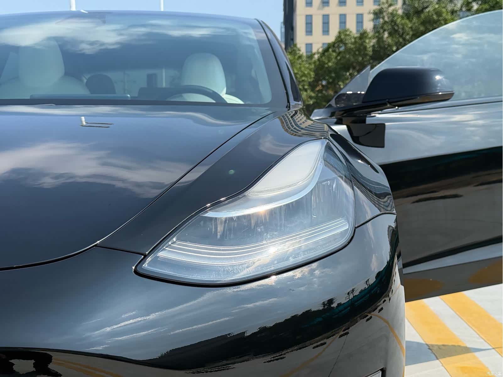 Tesla Model 3, 2019 11