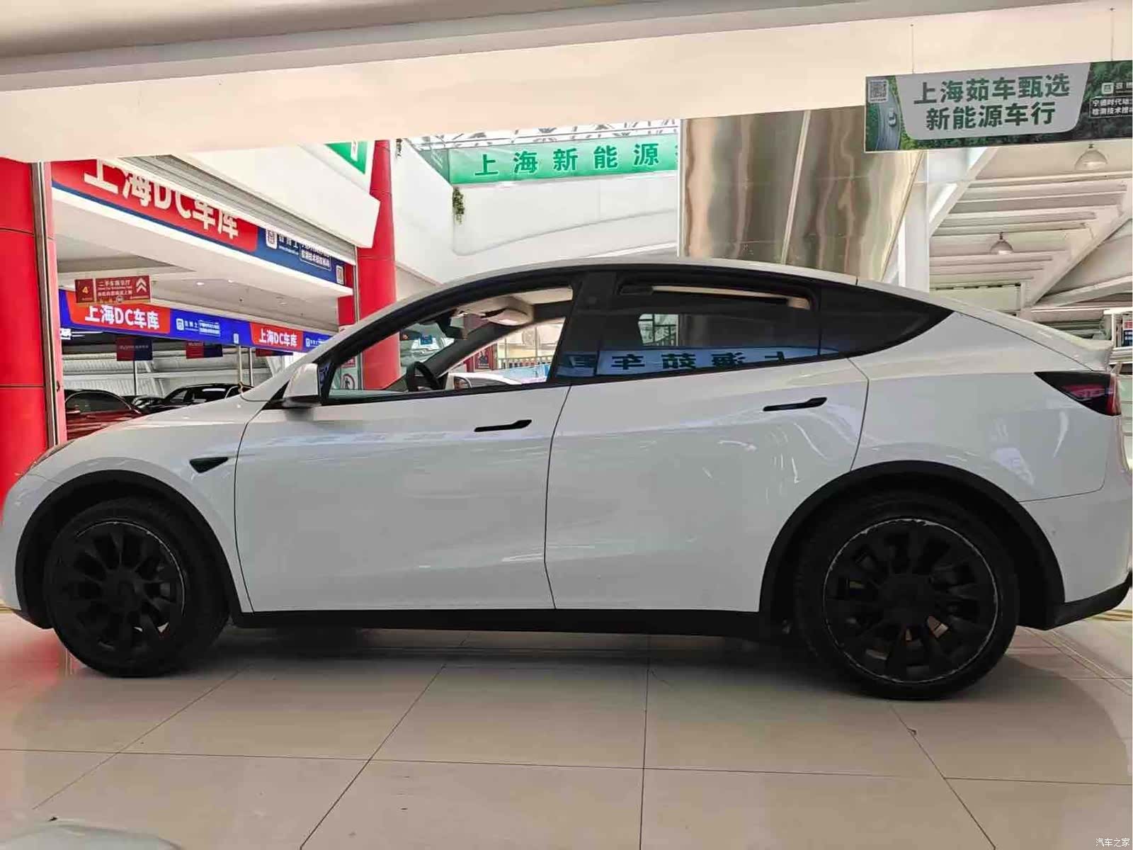 Tesla Model Y, 2024 9