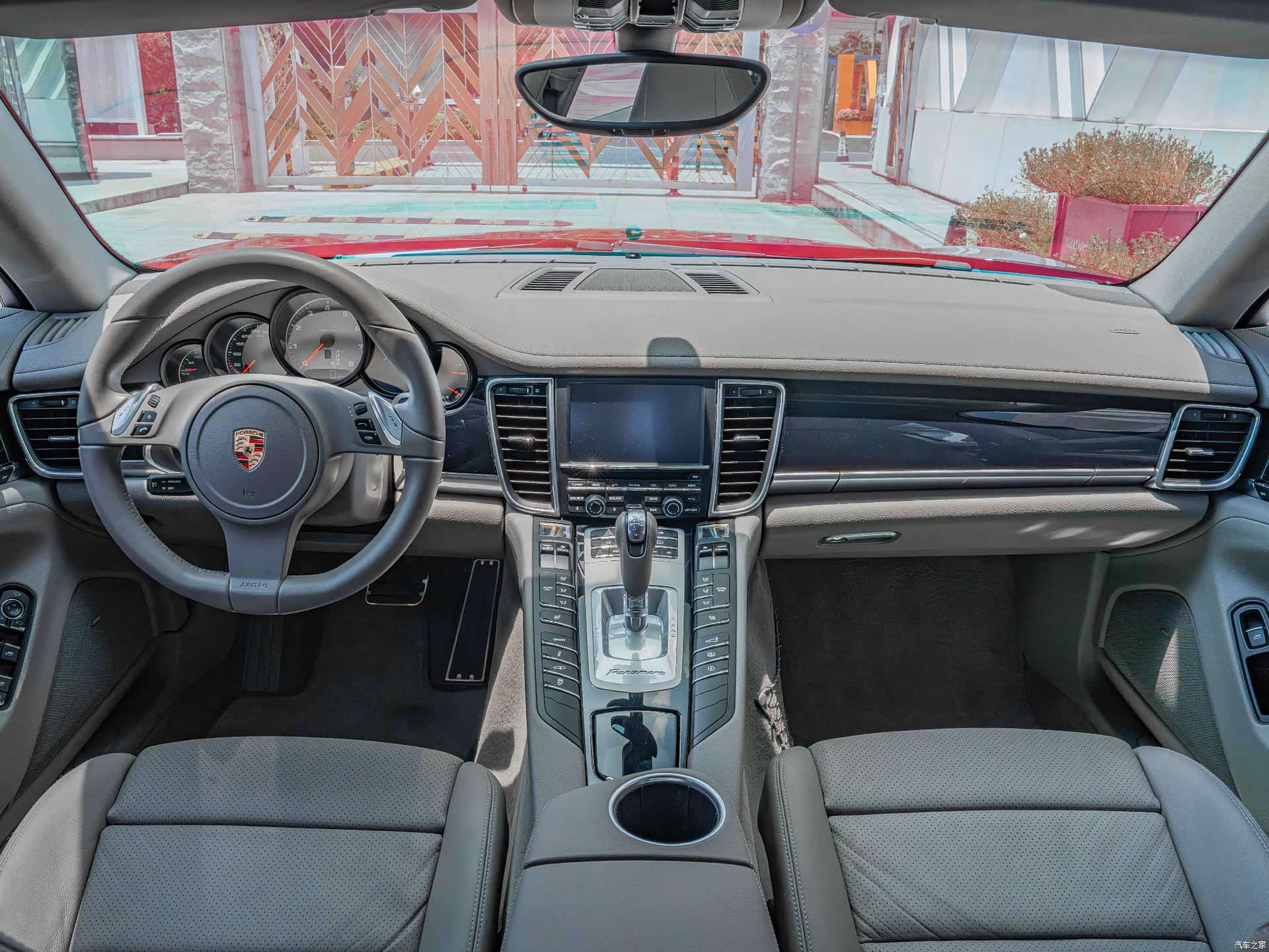 Porsche Panamera, 2010 15