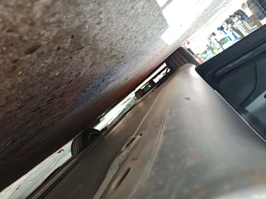 Tesla Model Y, 2024 22