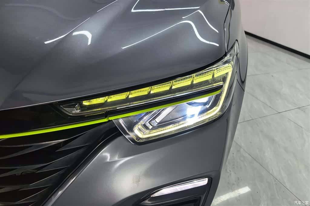 Roewe RX5, 2021 все фото