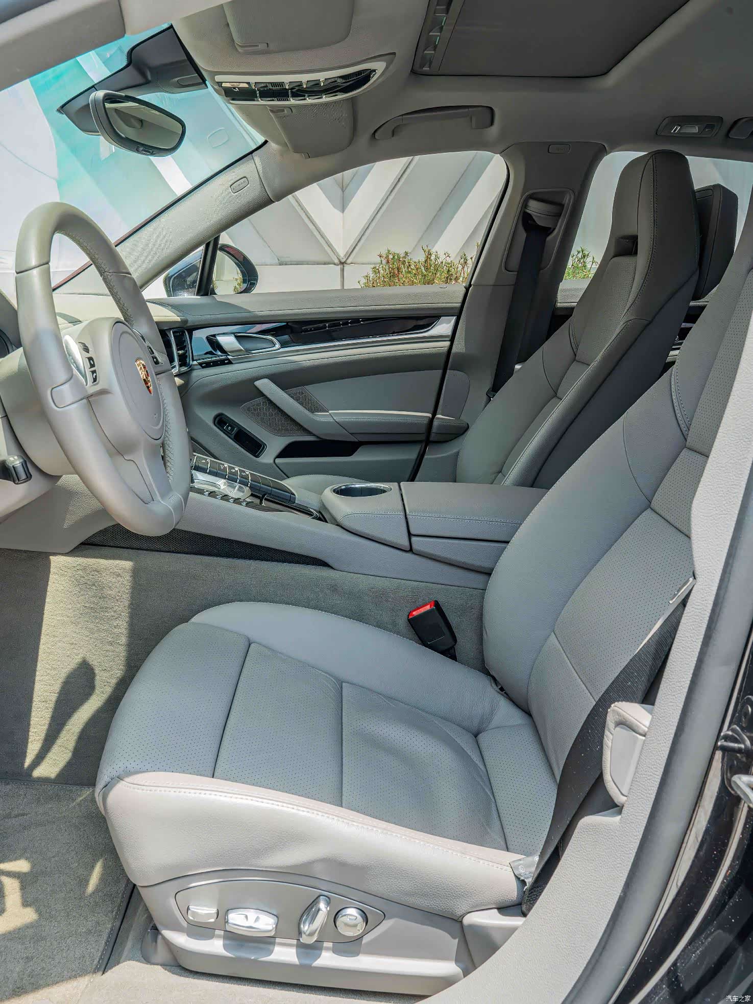 Porsche Panamera, 2010 11