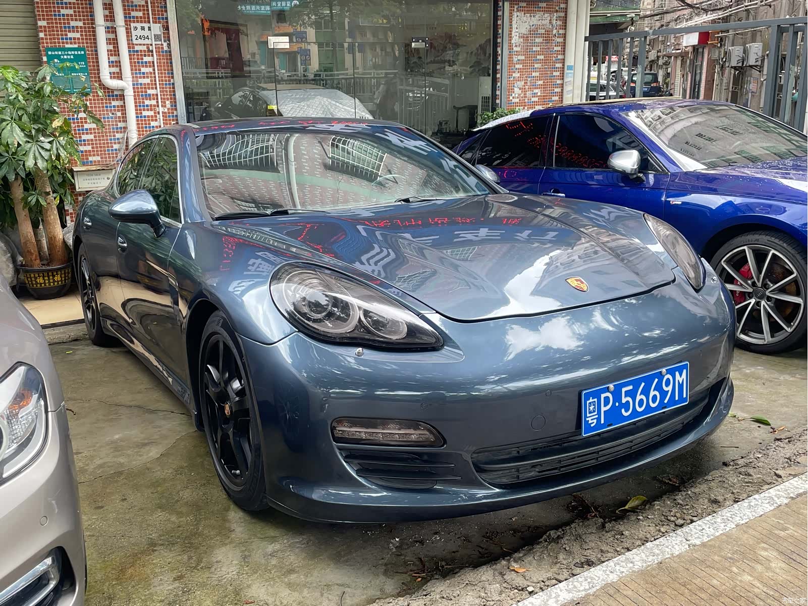 Porsche Panamera