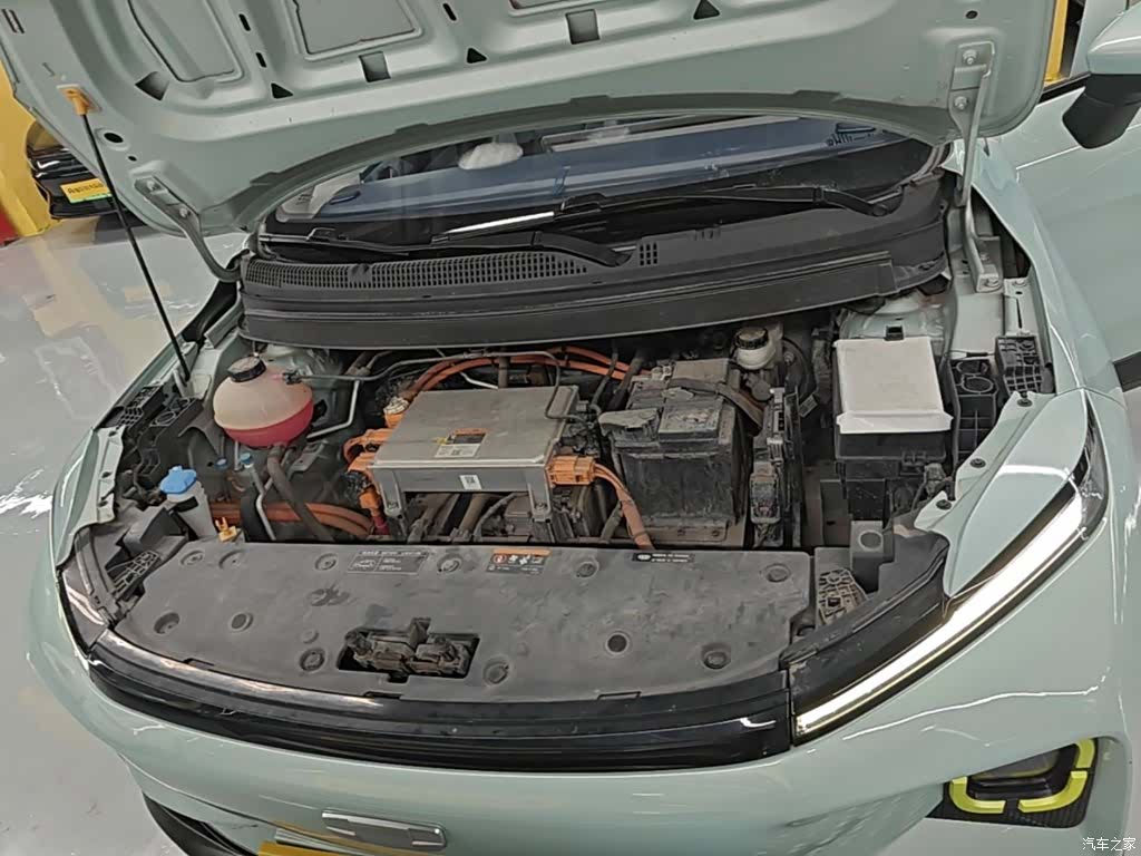 Geely E, 2023 20