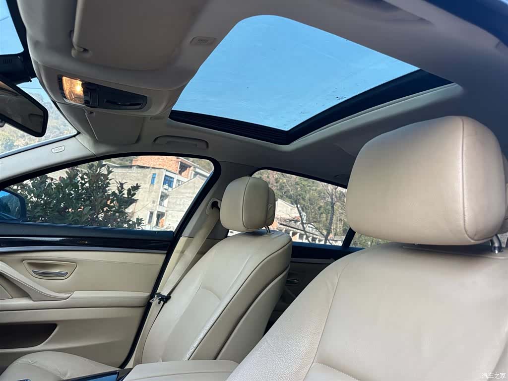 BMW 5 Series, 2012 все фото