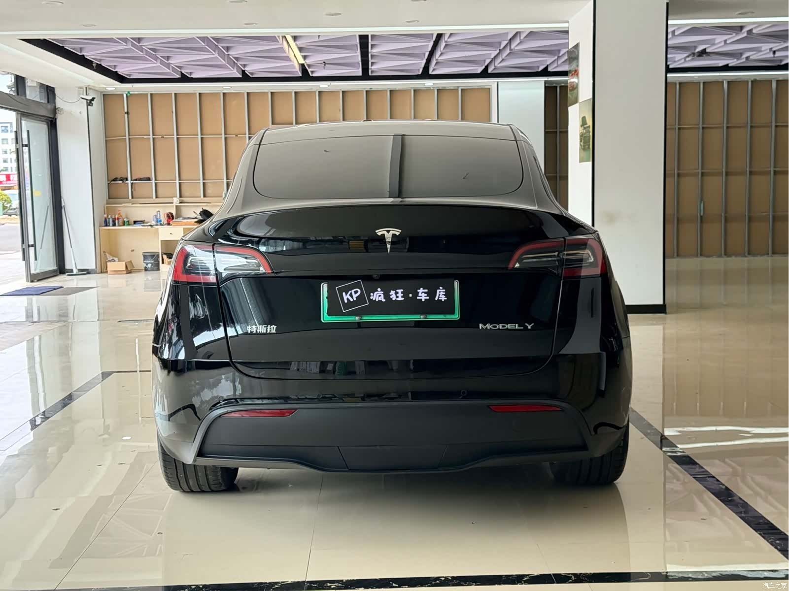 Tesla Model Y, 2022 все фото
