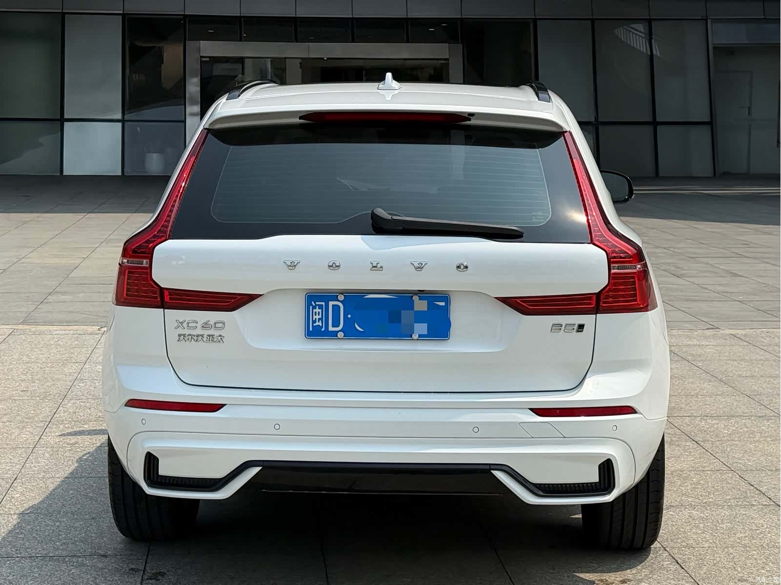 Volvo XC60, 2021 все фото