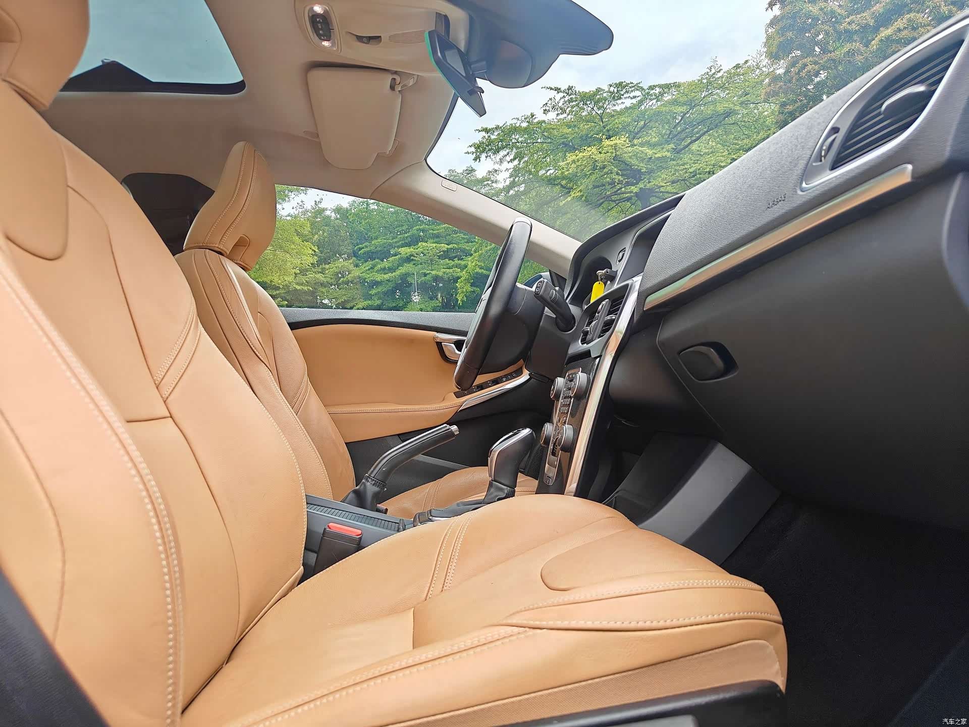 Volvo V40, 2017 15