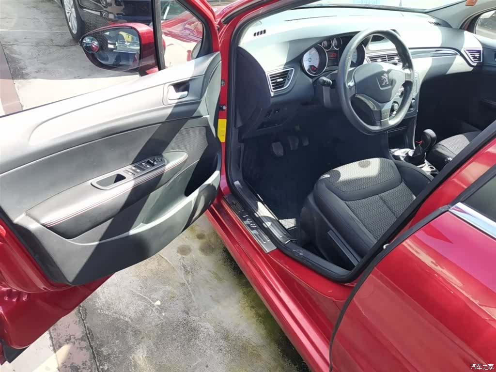 Peugeot 308, 2016 16