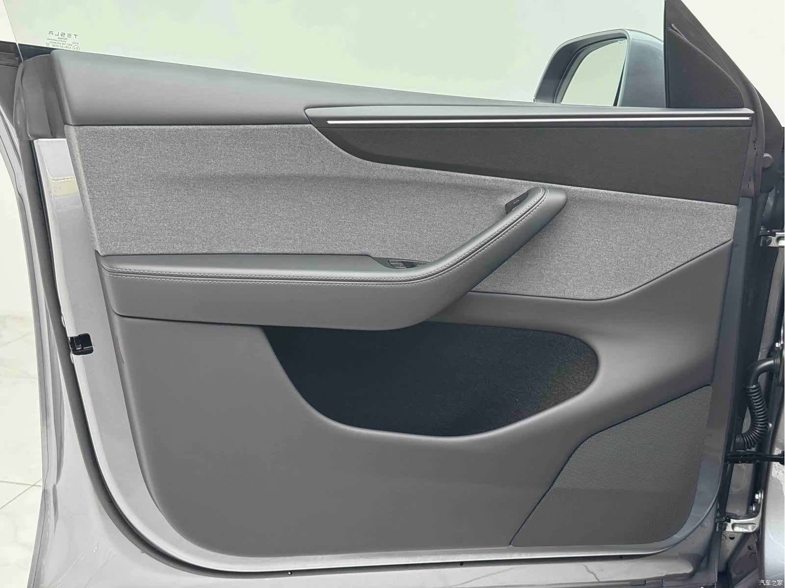 Tesla Model Y, 2025 7