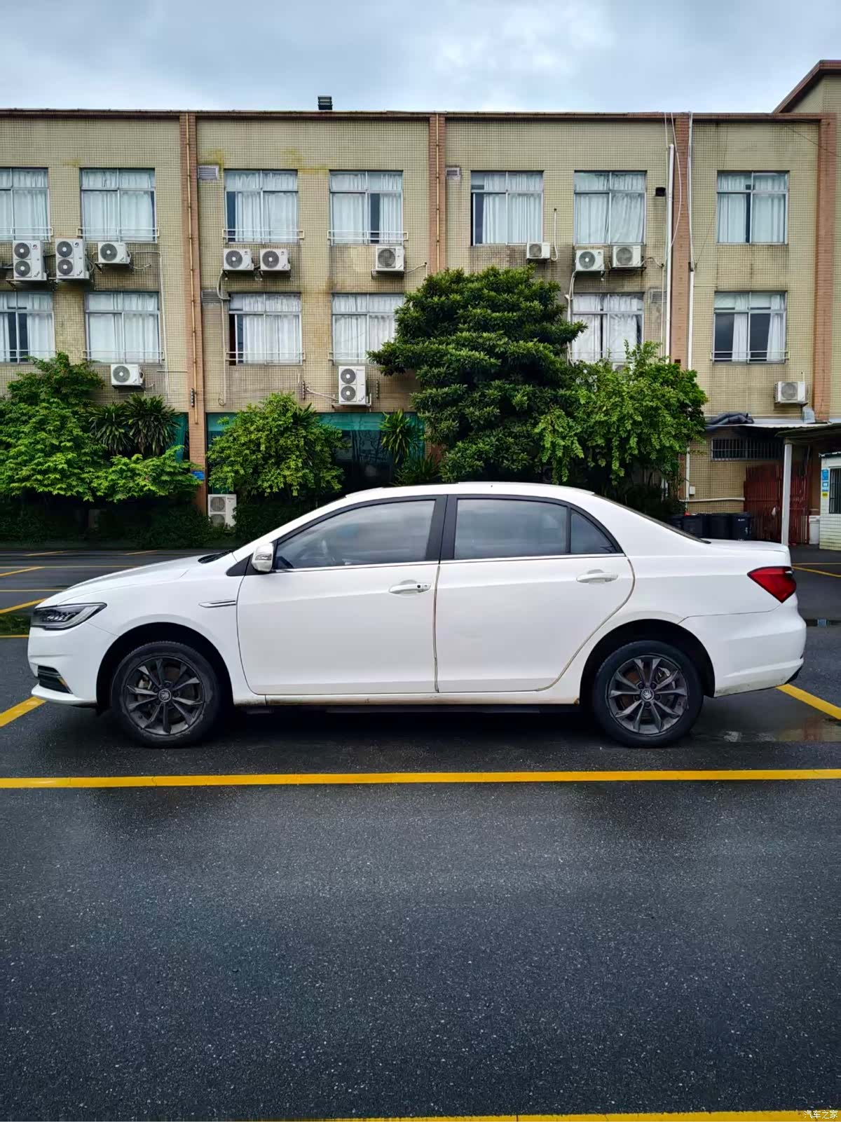 BYD Qin, 2020 4