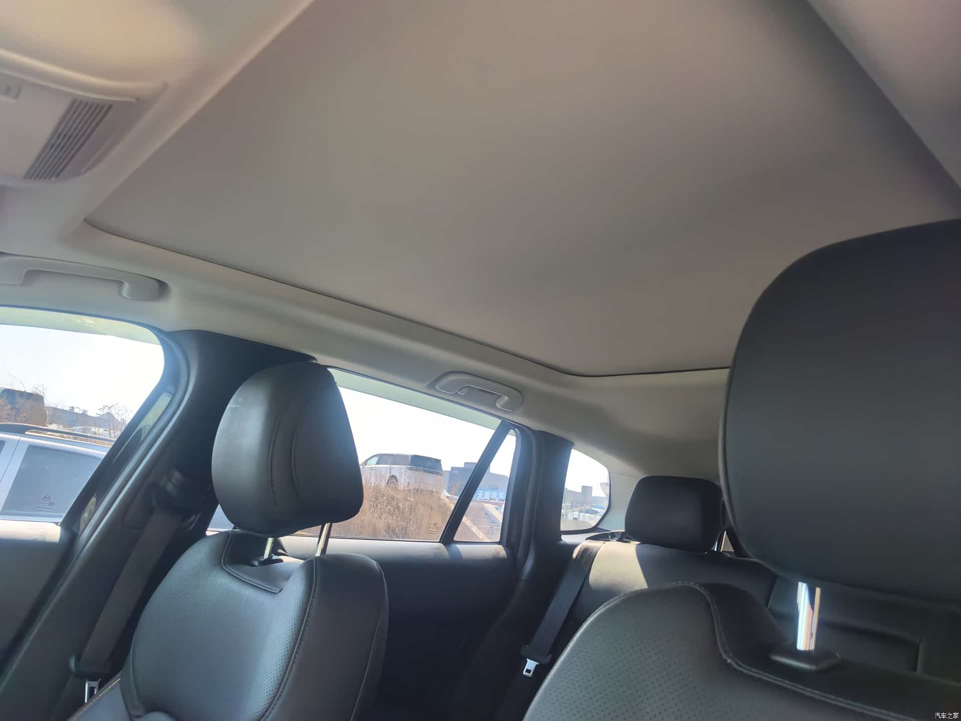 Mazda CX-50, 2023 10