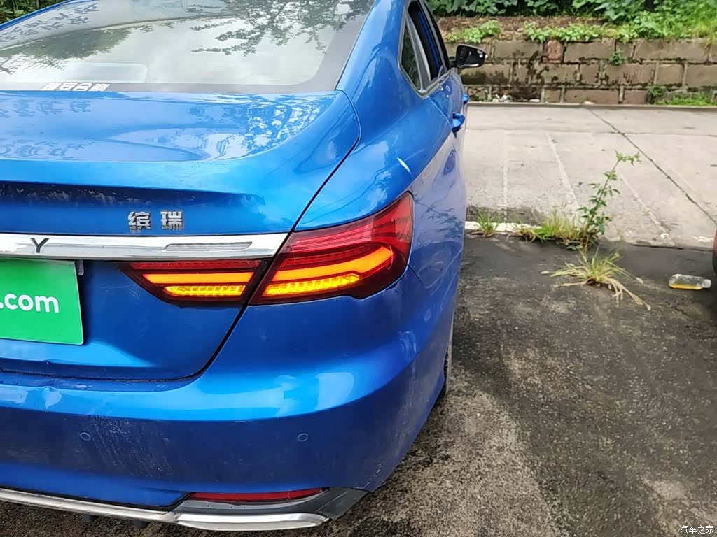 Geely Binray, 2019 24