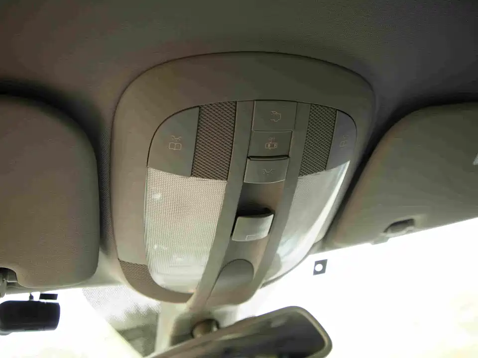 Mercedes-Benz R-class