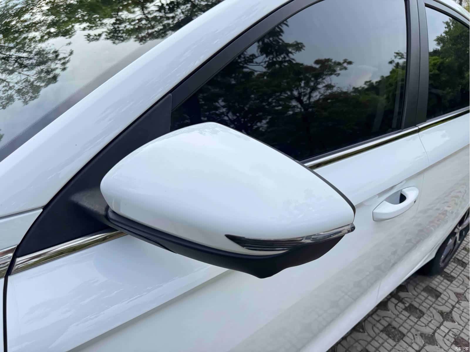 Geely Emgrand, 2022 46