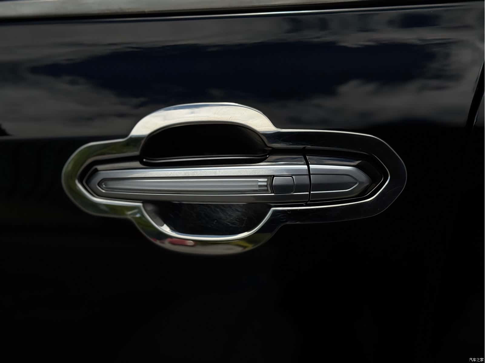 Cadillac XT4, 2019 21