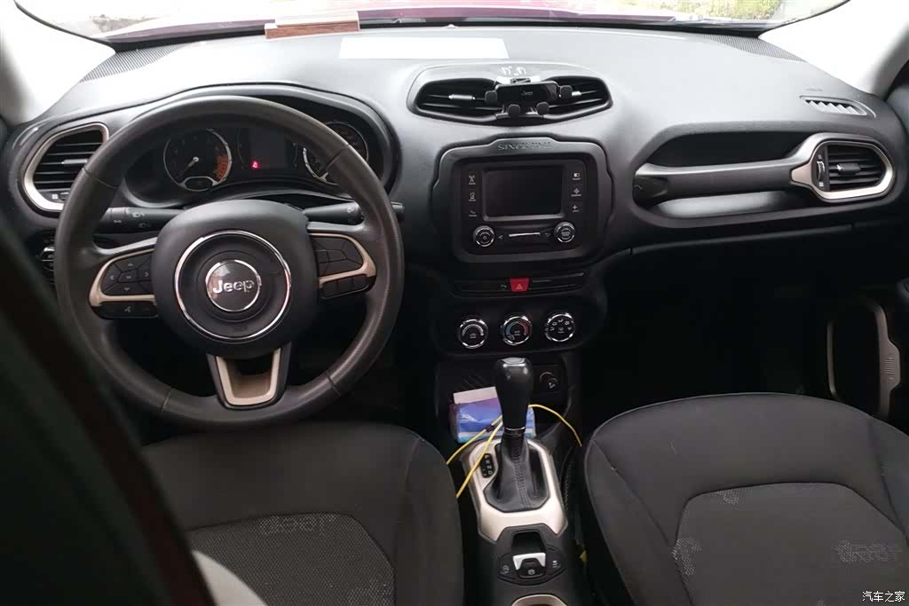 Jeep Renegade, 2017 11