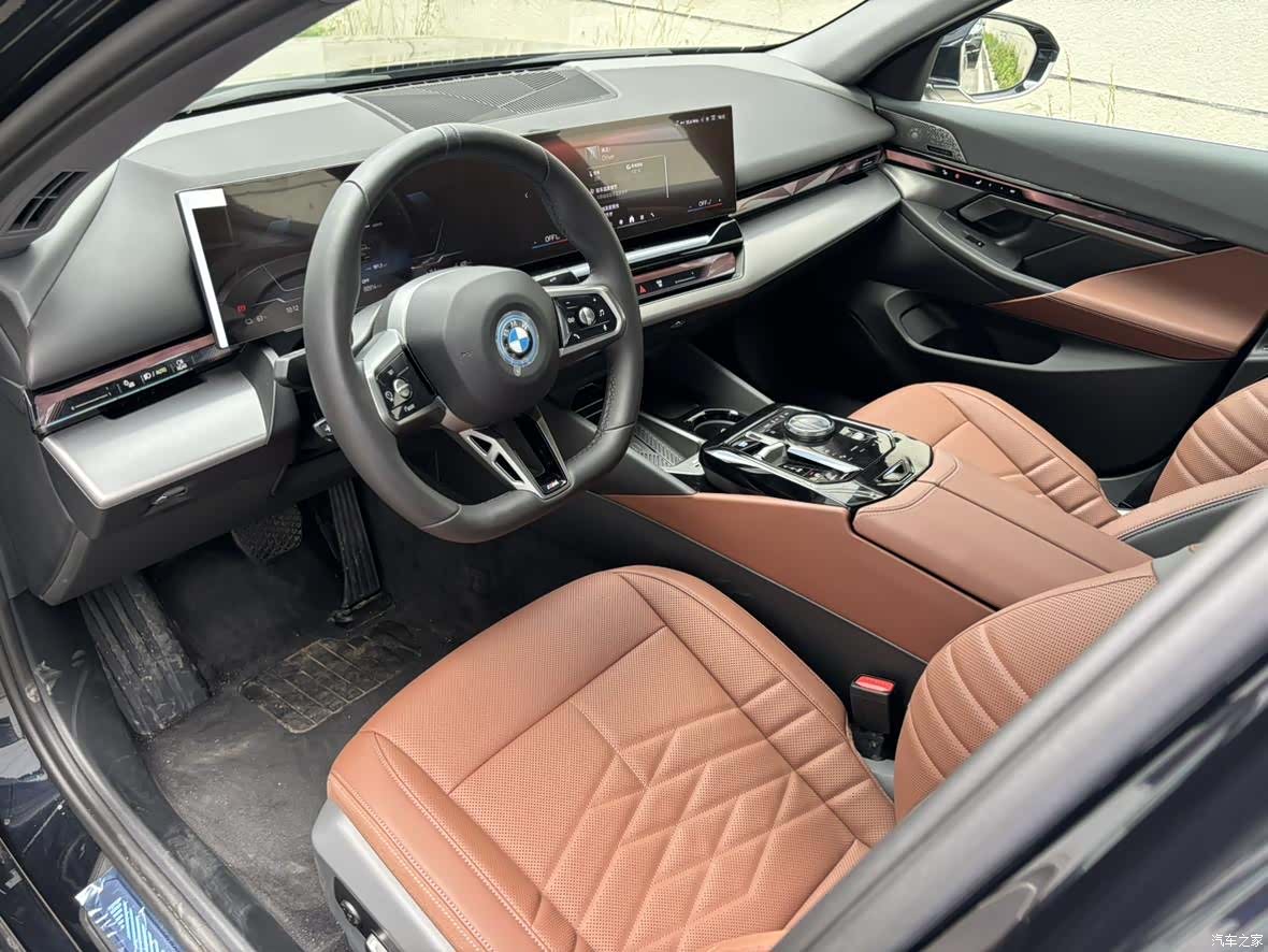 BMW i5, 2026 8