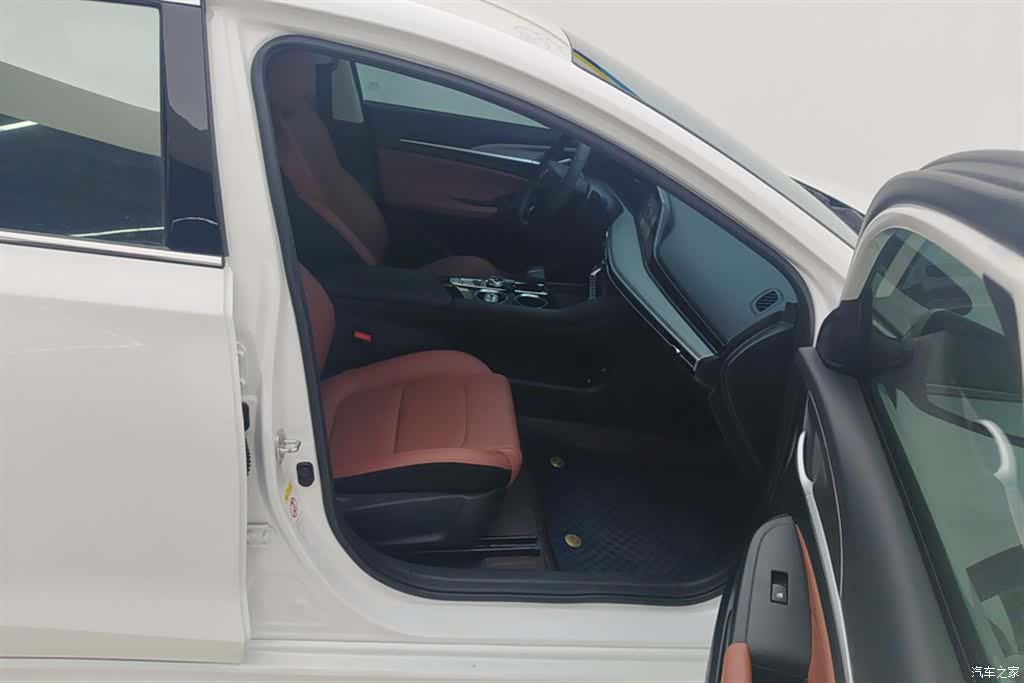 Changan Eado, 2025 8