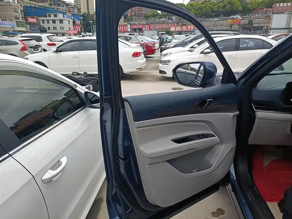 Ford Ling Rui Ford Ling Rui