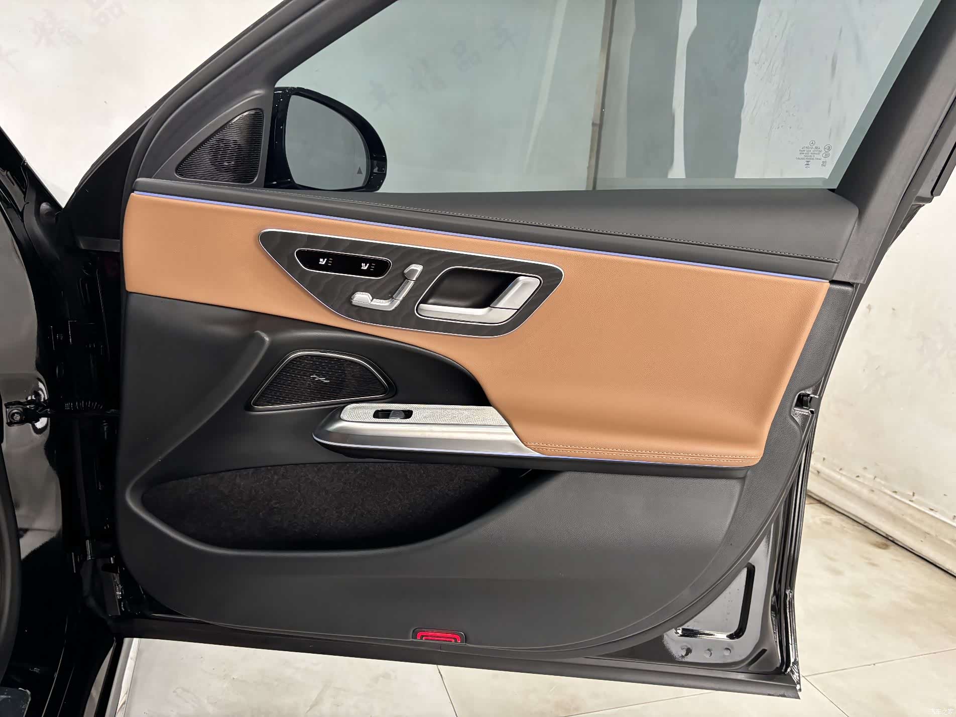 Mercedes-Benz E-Class, 2025 25