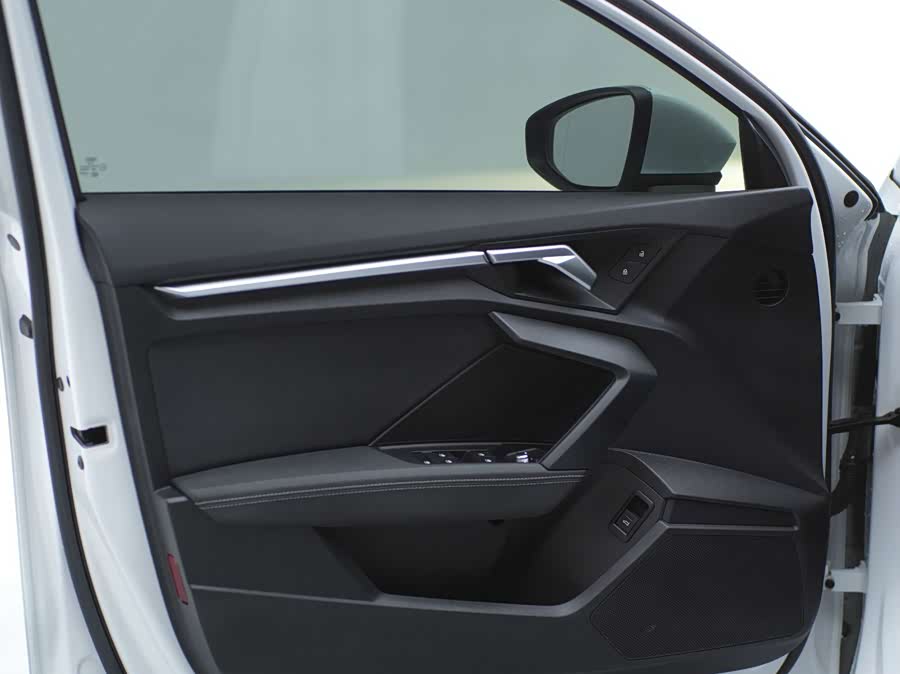Audi A3 2023, фото 17