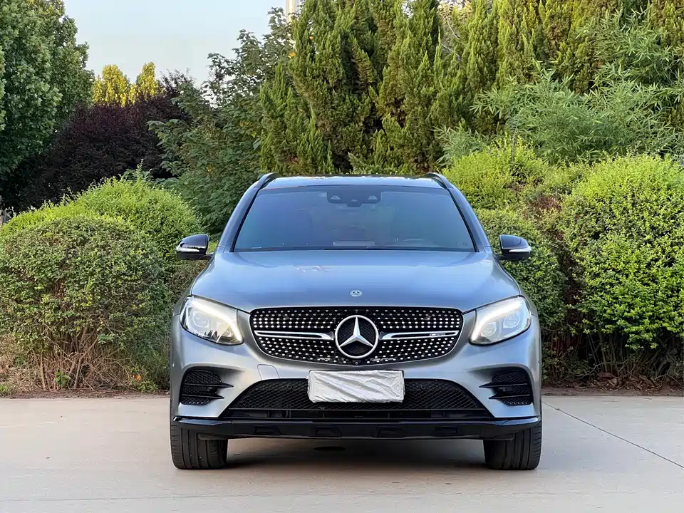 Mercedes-Benz GLC AMG
