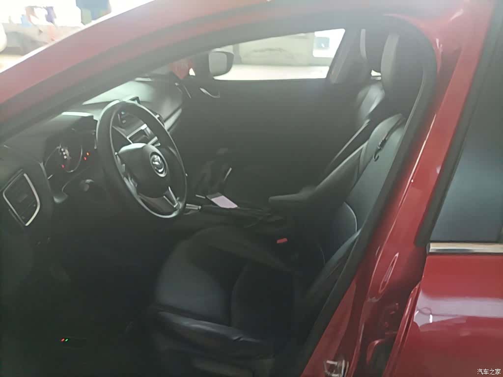Mazda Mazda3, 2016 15