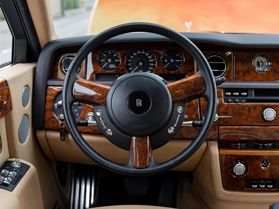 Rolls-Royce Phantom