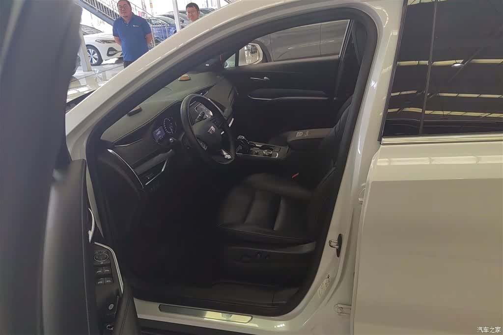 Cadillac XT4, 2019 9