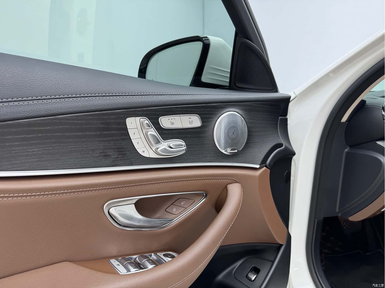 Mercedes-Benz E-Class, 2020 9