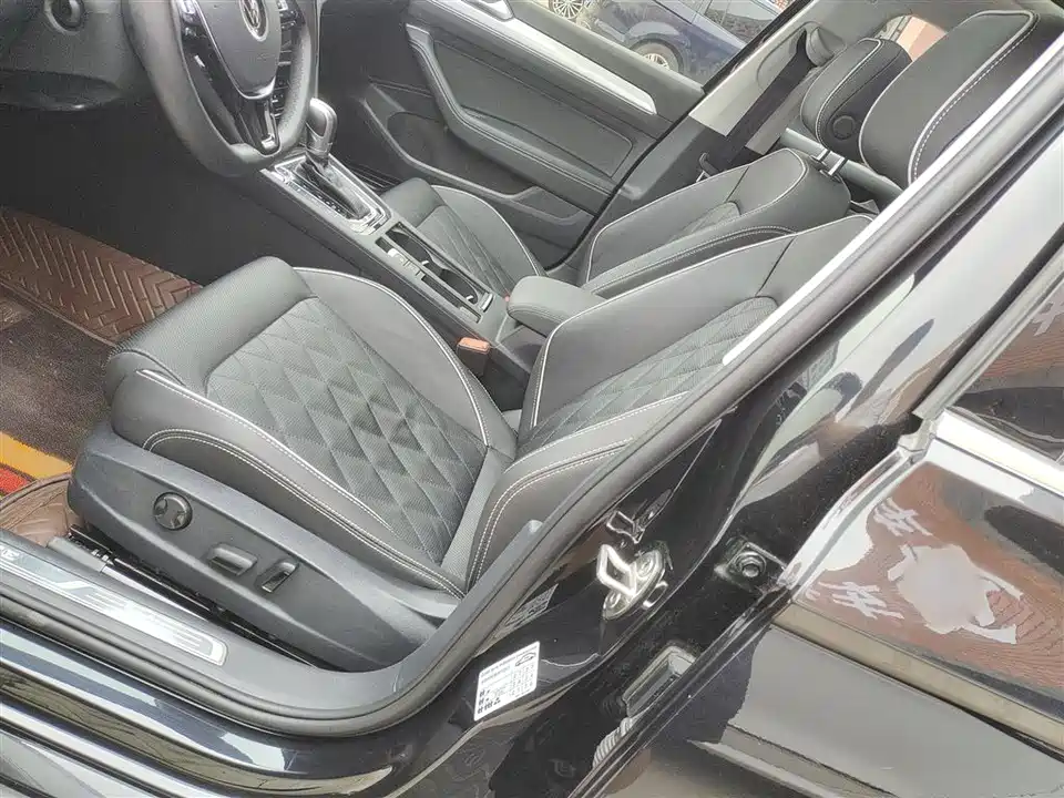 Volkswagen Magotan GTE