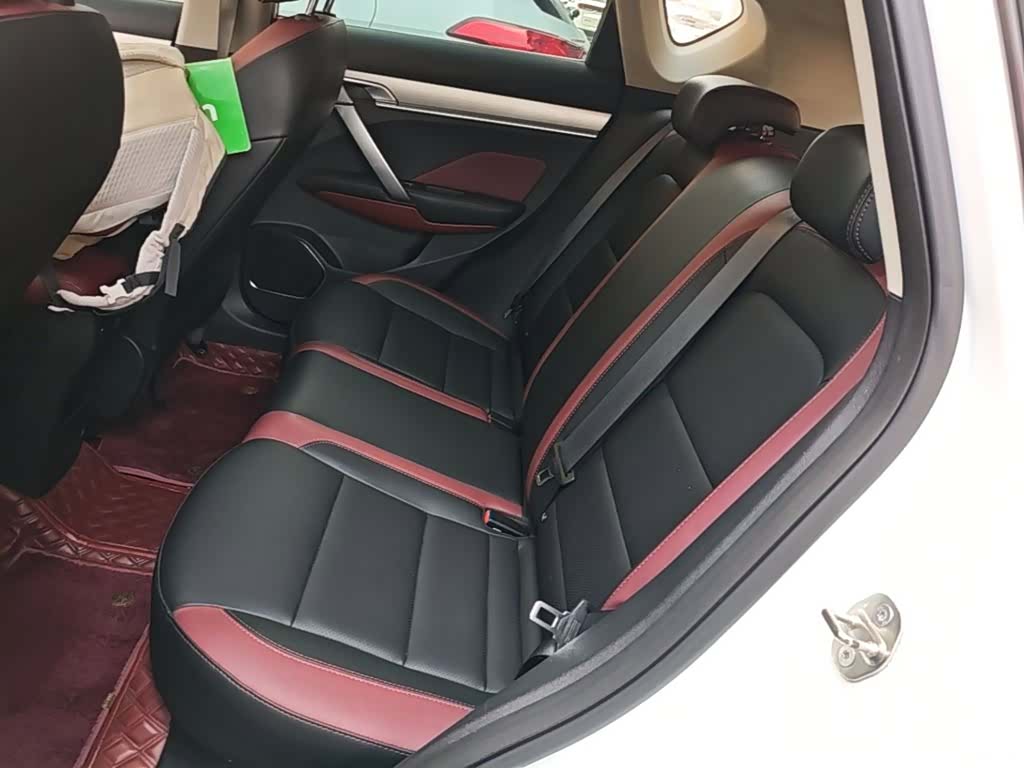 Geely Coolray, 2021 17