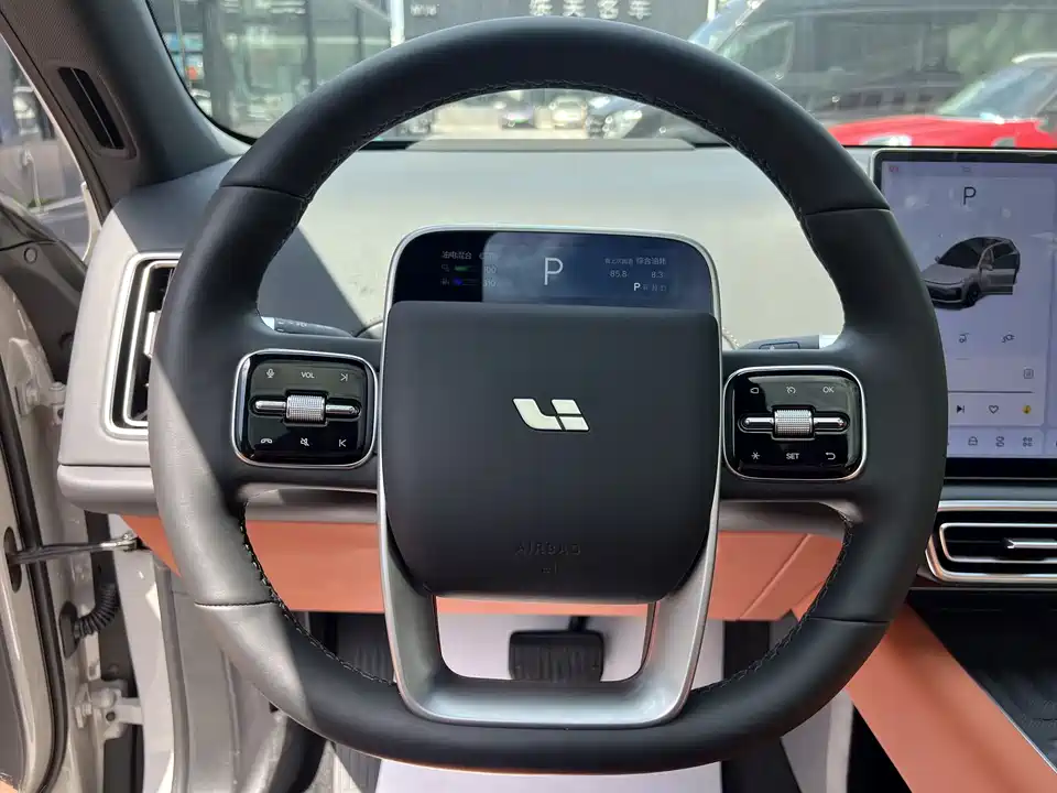 Li Auto Ideal L6