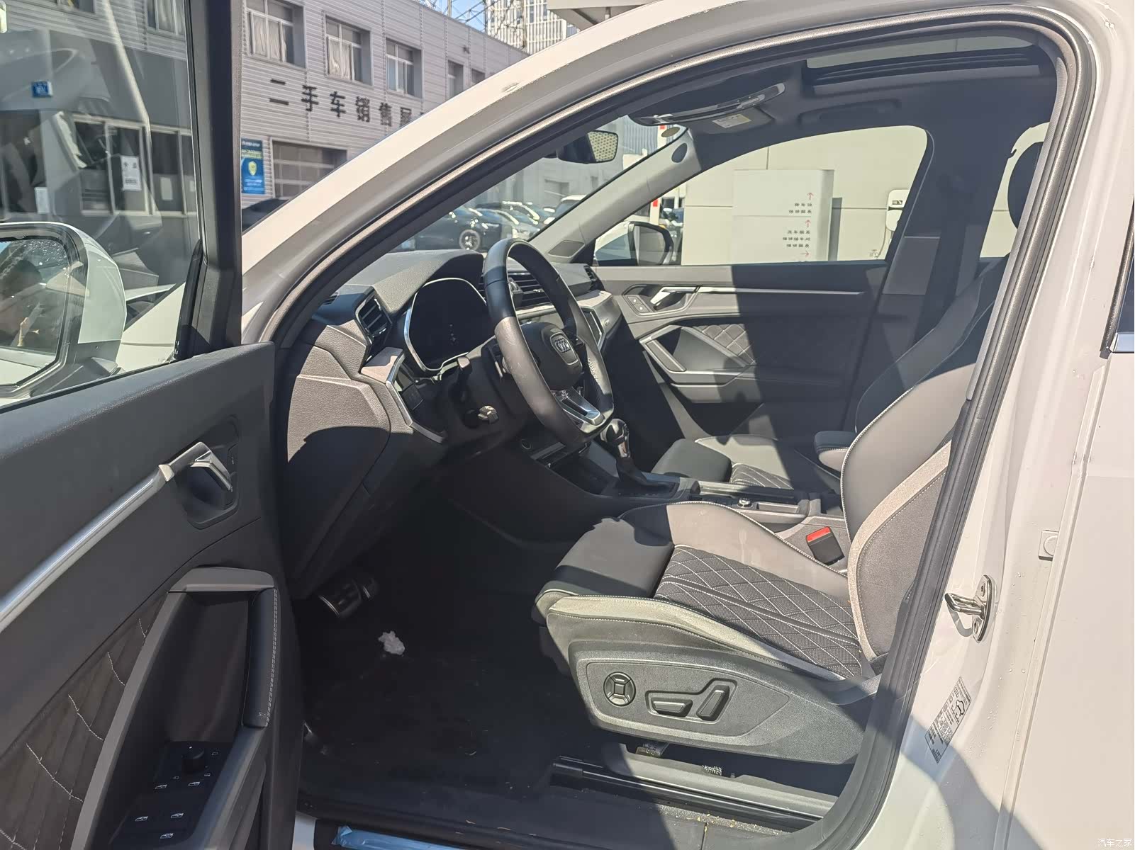 Audi Q3, 2025 4