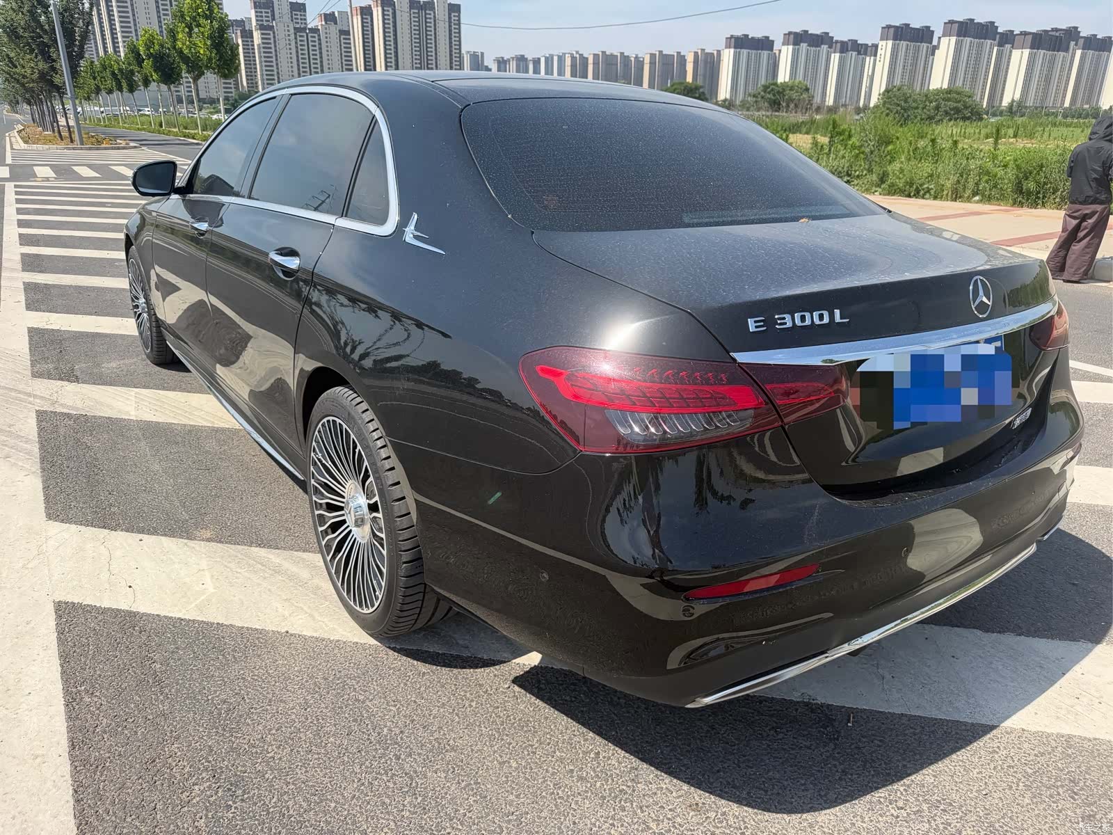 Mercedes-Benz E-Class, 2022 4