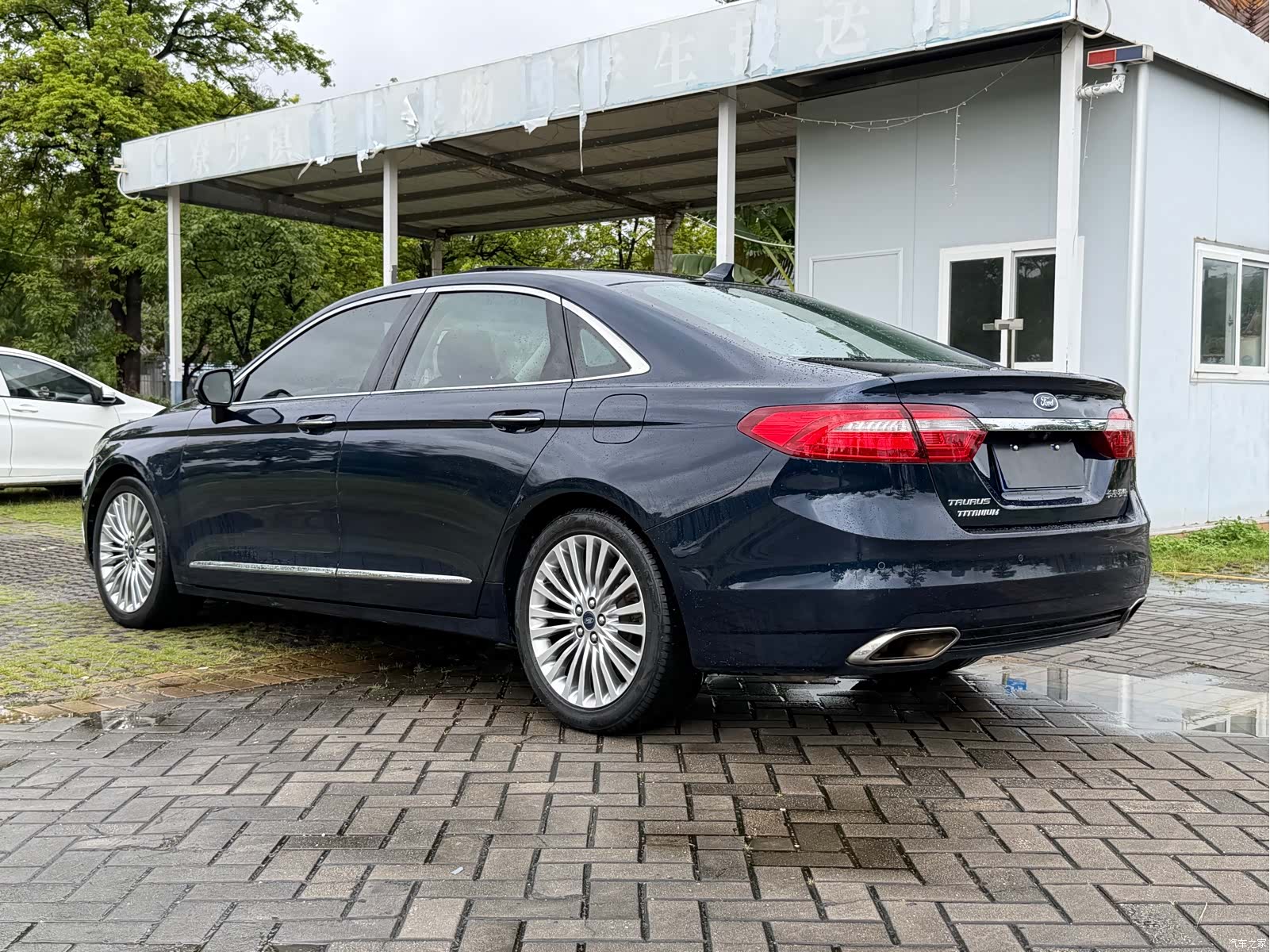 Ford Taurus, 2018 14