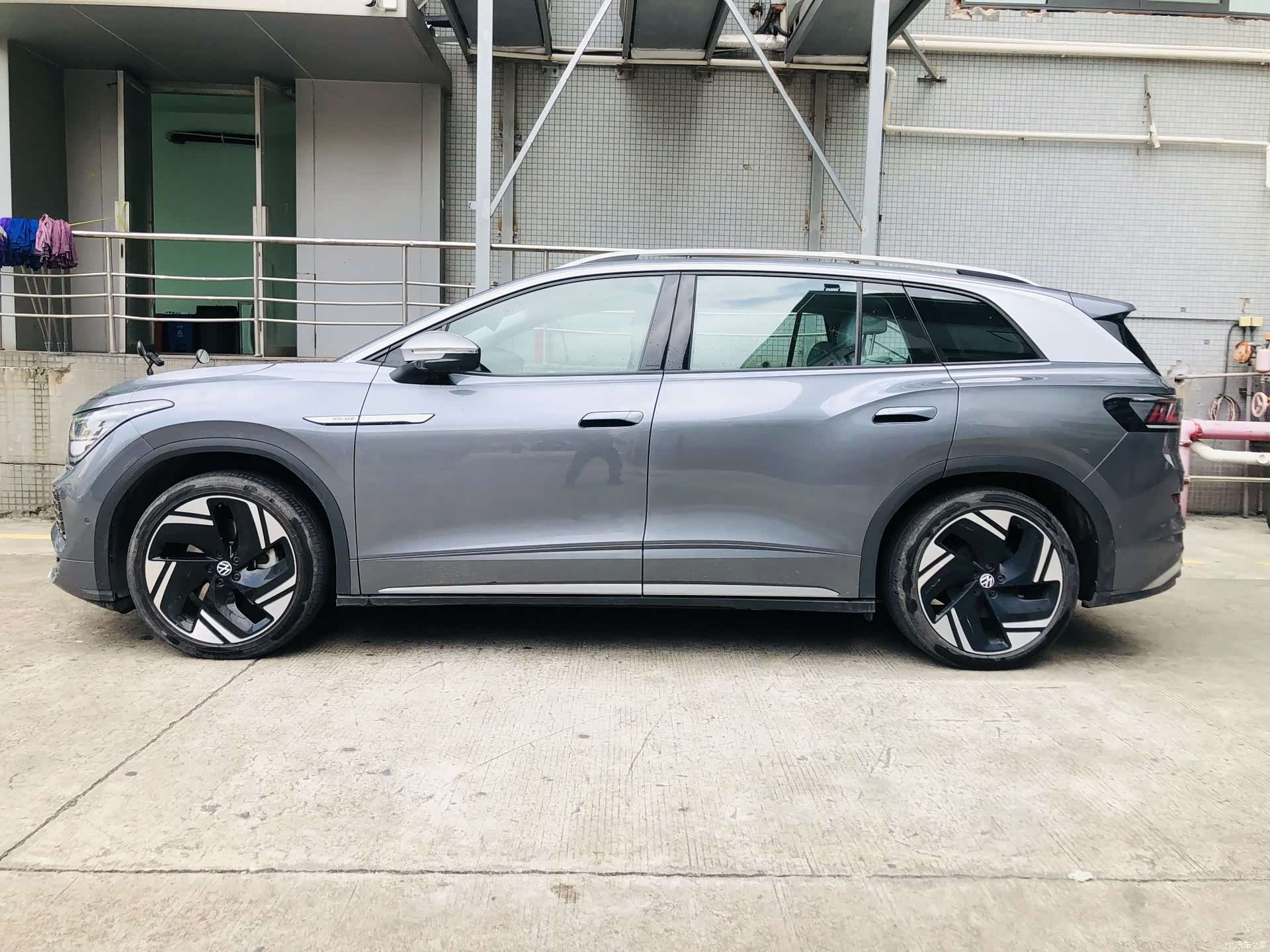 Volkswagen ID.6, 2024 8