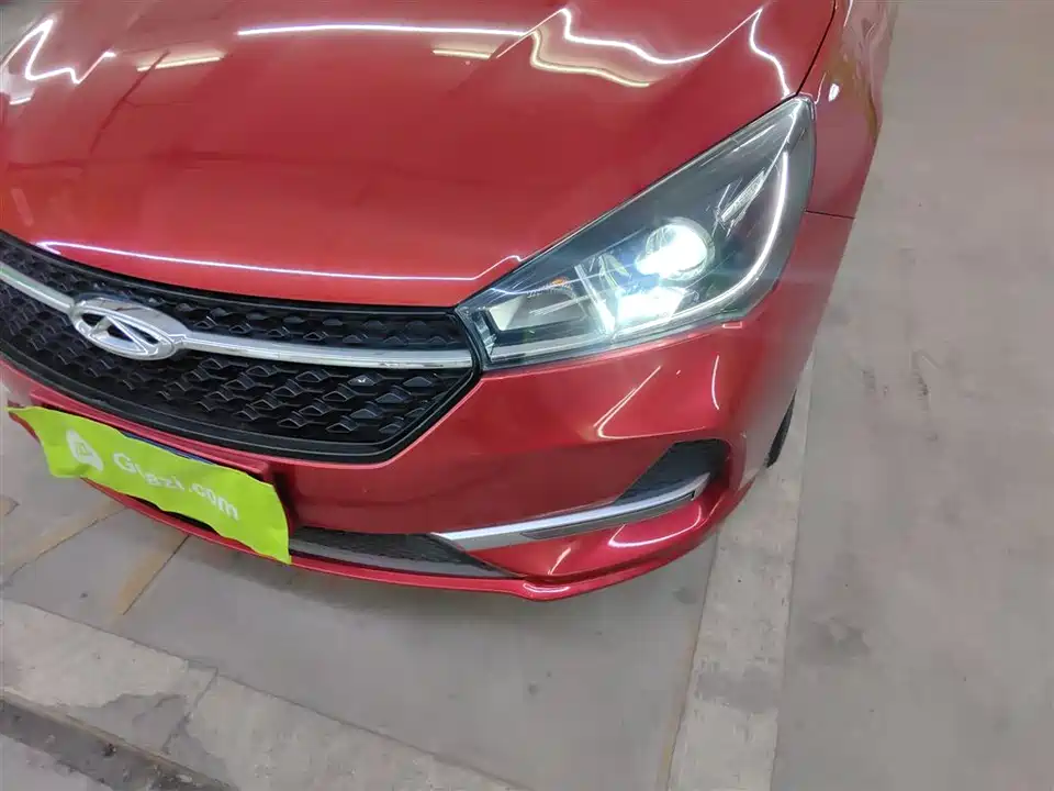 Chery Arrizo 5