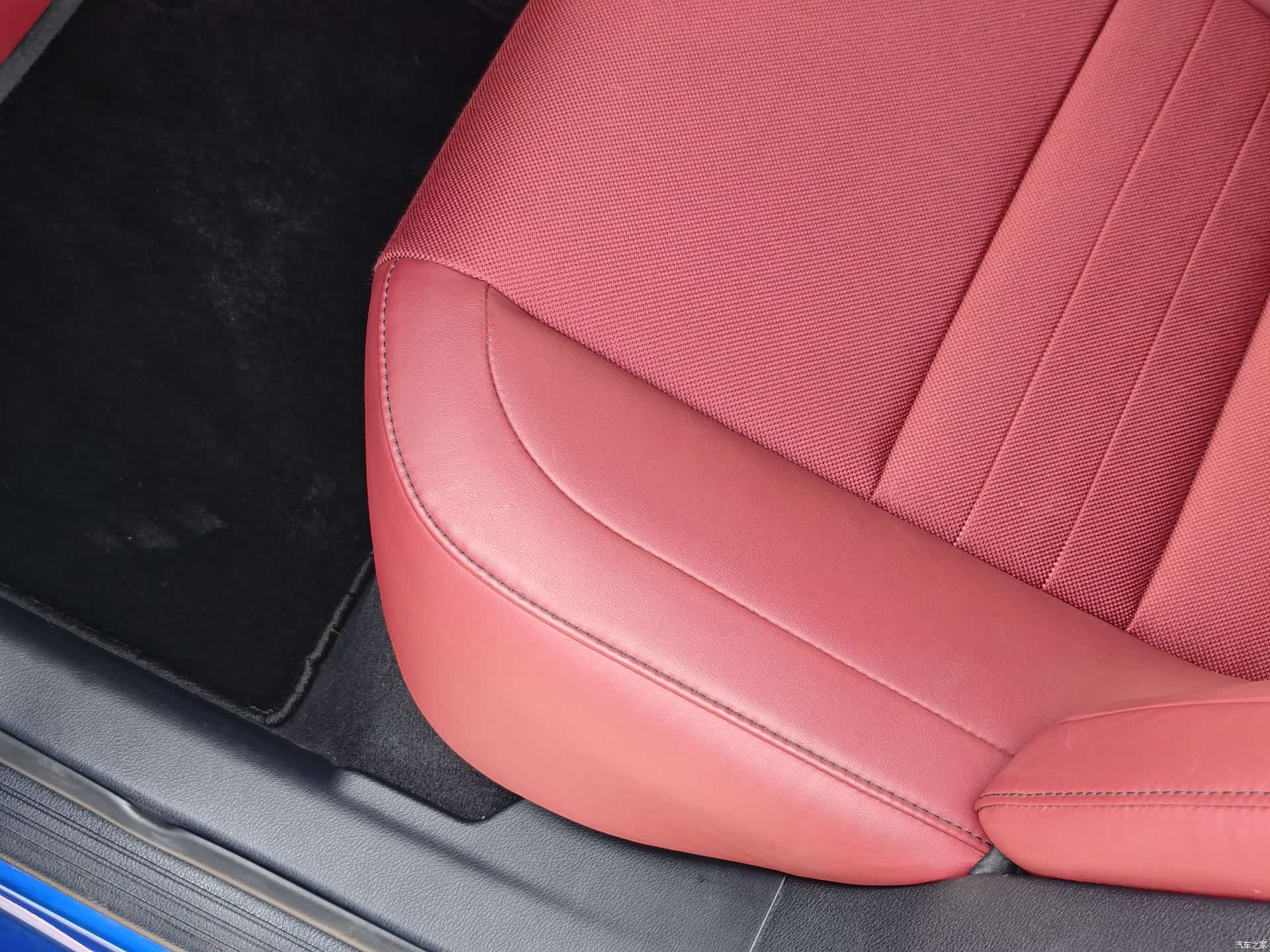 Lexus IS, 2019 16